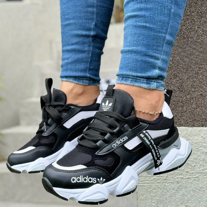 Tenis Adidas Fashion Negro Blanco Dama